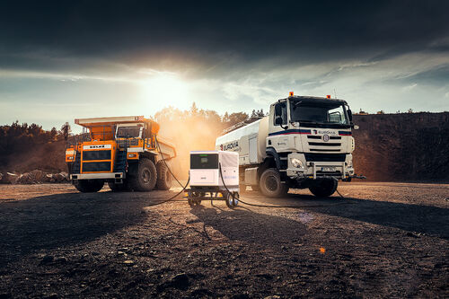 Neueste Unternehmensnachrichten über Abschied von Kabelverwicklung und Netzausbau: Wie das mobile Energiespeicher- und Ladesystem von Door Energy den Hafenbetrieb neu gestaltet