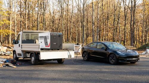 Neueste Unternehmensnachrichten über Door Energy Mobiler EV-Ladegerät für Pannenhilfe in Großbritannien: Reduzierung von Abschlepp-, Warte- und Flottenausfallzeiten