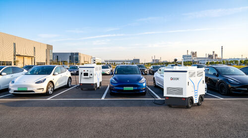 Neueste Unternehmensnachrichten über Krankenhausparkplätze rund um die Uhr geöffnet: Wie kann ein Door Energy Mobile EV-Ladegerät das Gesundheitspersonal und öffentliche Fahrzeuge bedienen?